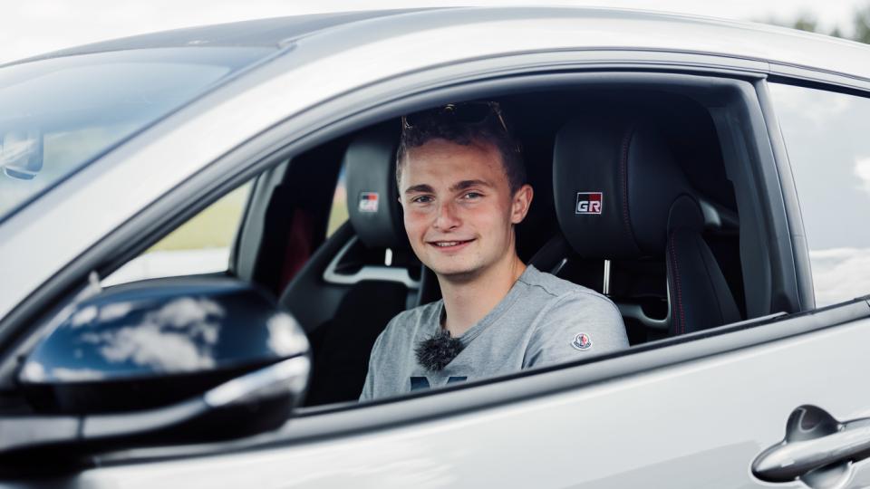 Meet 'N' Greet: Rundt om Biler