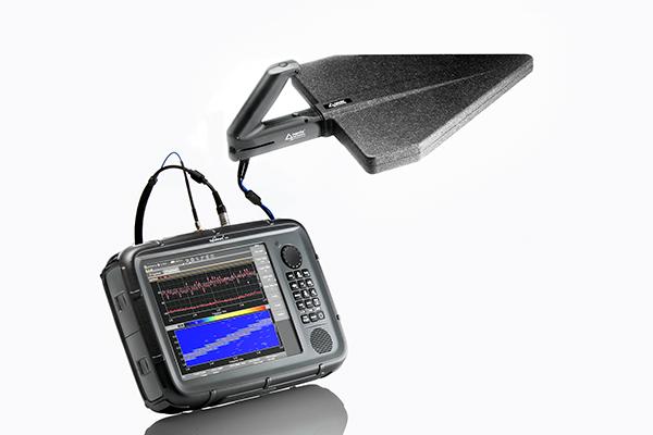 SignalShark – Modtager / Retningsfinder / Spektrumovervågning
